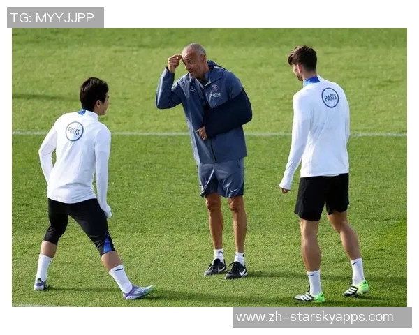 恩里克坚定支持舍瓦利耶：球从后卫双腿间飞过我们对他的表现充满信心