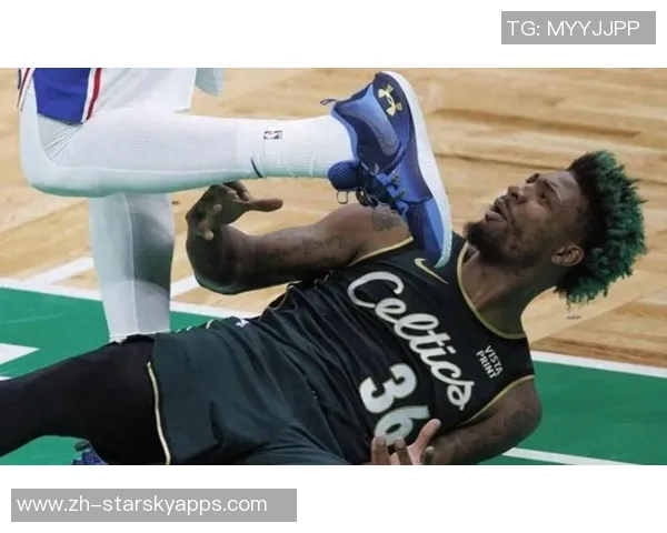 湖人双星范德彪与斯玛特联手难掩阵容缺陷强队对决暴露攻防短板