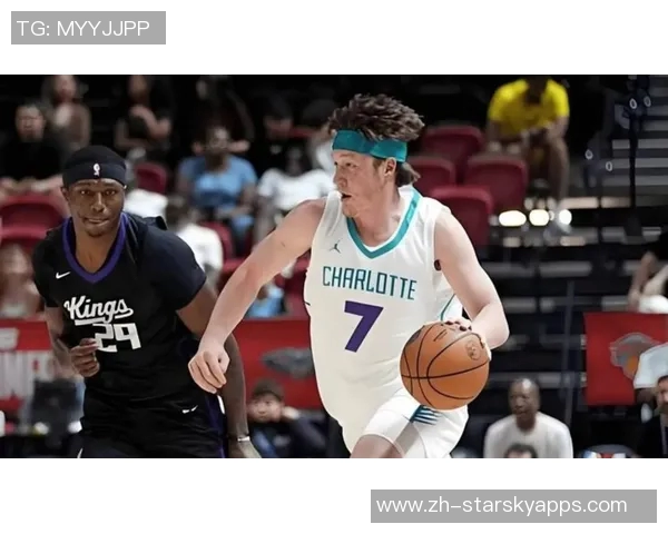 克尼佩尔表现出色4号秀三分球5投全中助球队赢得胜利